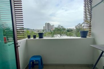 Avenue 2, Lake Valley