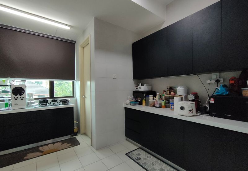 Avenue 2, Lake Valley