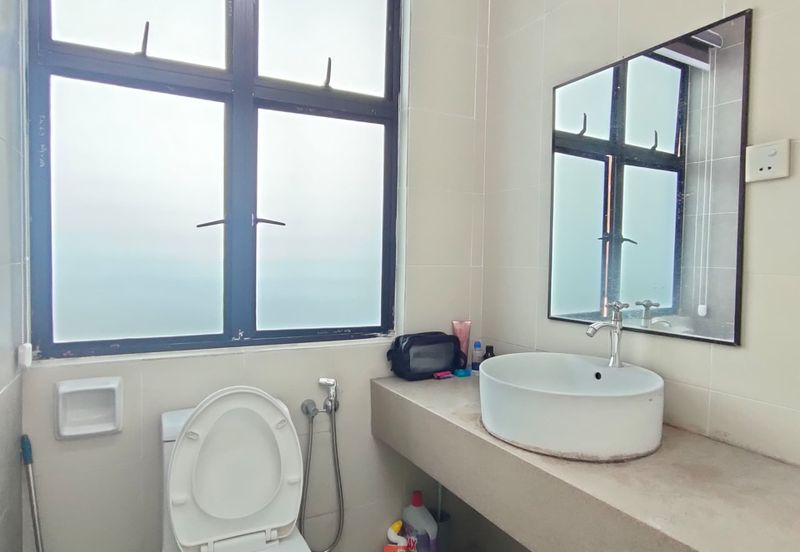 Avenue 2, Lake Valley