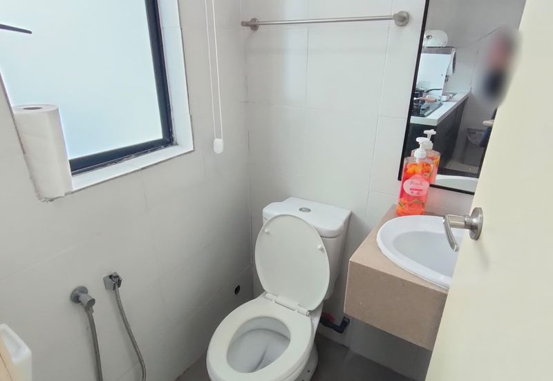 Avenue 2, Lake Valley