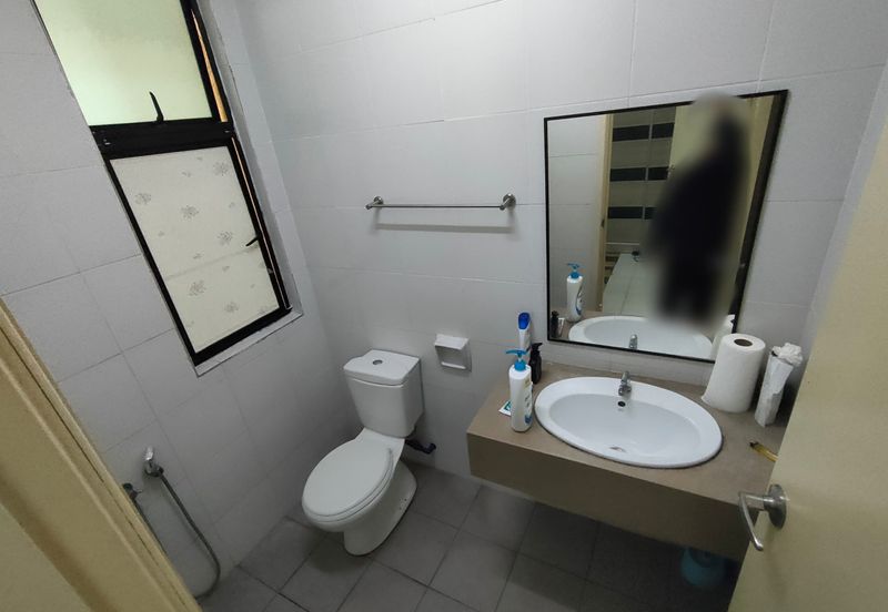 Avenue 2, Lake Valley