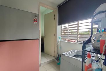 Avenue 2, Lake Valley