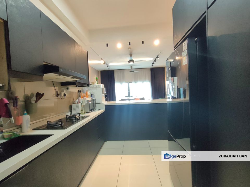1,050 SQ FT! Lake Vista Residence, Bandar Tun Hussein Onn, Cheras, Selangor, Cheras