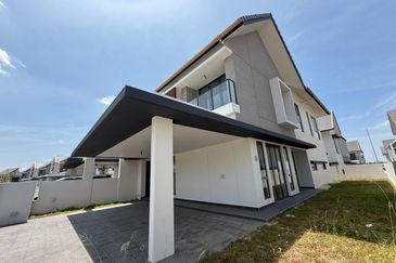 Serenia Aqila @ Serenia City