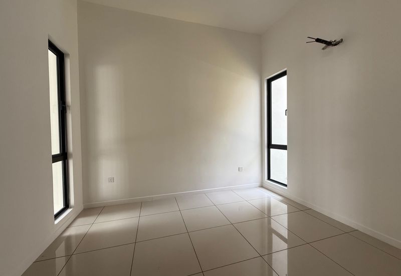 Serenia Aqila @ Serenia City