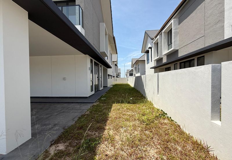 Serenia Aqila @ Serenia City