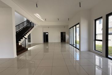 Serenia Aqila @ Serenia City