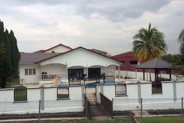 Seksyen 3, Shah Alam