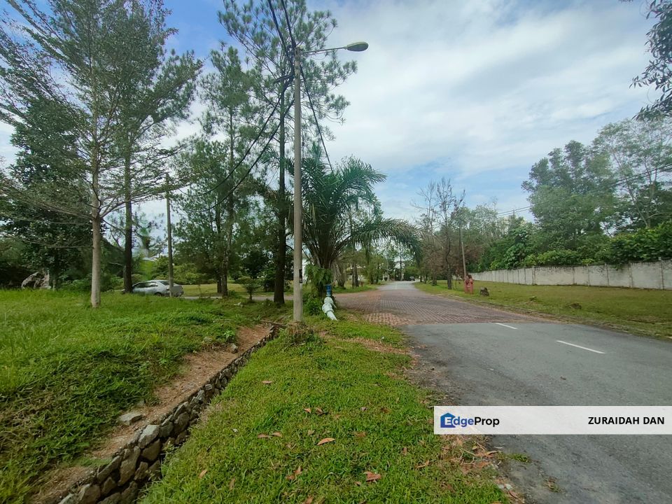 9,783 SQ FT! Bungalow Lot Land @ Country Heights, Kajang, Selangor, Country Heights