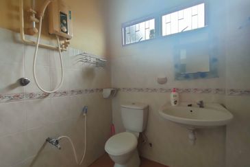 Taman Tasik Semenyih (Lake Residence)