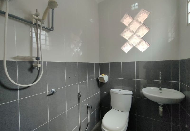 Taman Tasik Semenyih (Lake Residence)