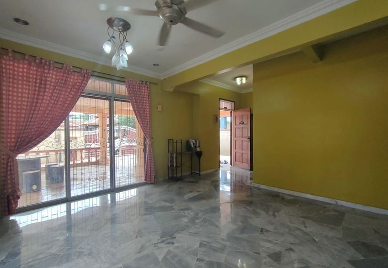 Taman Tasik Semenyih (Lake Residence)