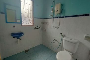 Taman Tasik Semenyih (Lake Residence)