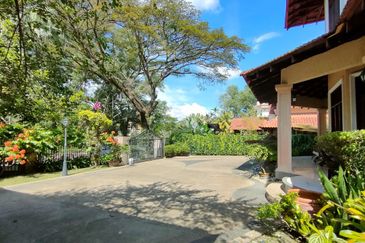 Impian Golf & Country Club