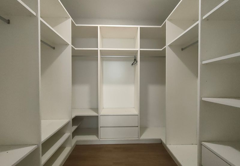 Kenny Hills Residence