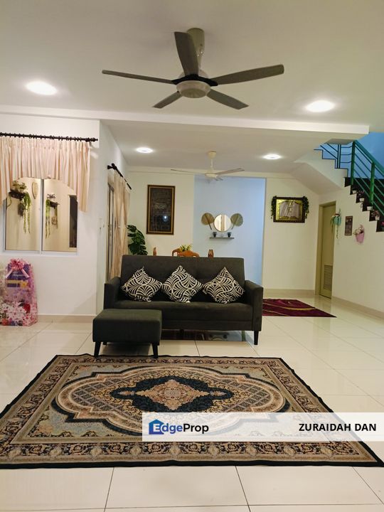 4 ROOMS 4 BATHS! NEGOTIABLE! 2 Storey Terrace @ The Clover Homes, Semenyih, Selangor, Semenyih