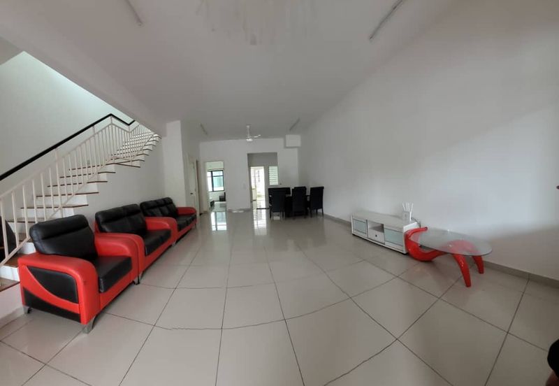 Cradleton @ Eco Majestic