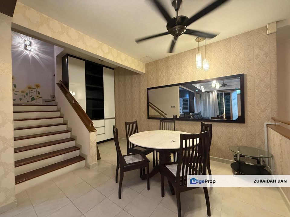 Upper Unit Townhouse @ Laman Impian Garden Villas, Sunway Damansara, PJ, Selangor, Sunway Damansara