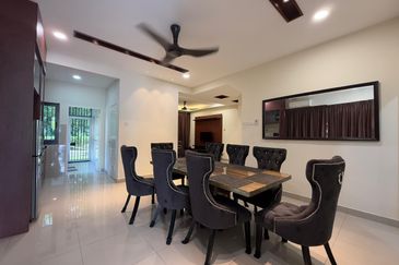 Crescent Park Townvilla