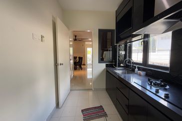 Crescent Park Townvilla