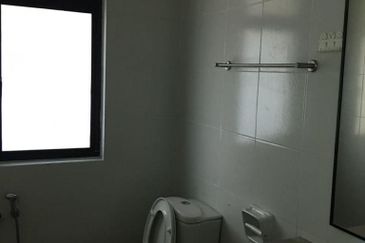 Avenue 2, Lake Valley