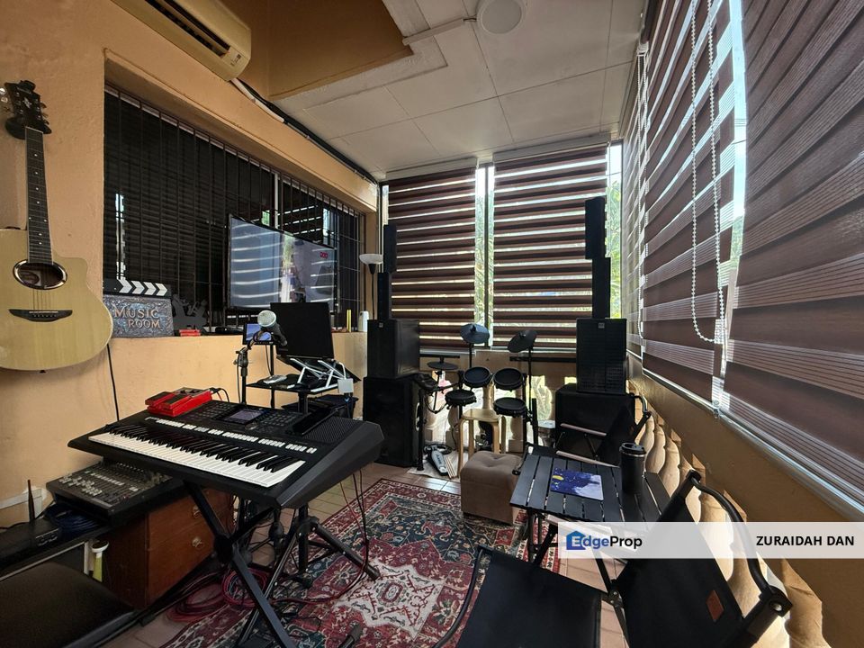 2,400 SQ FT END LOT! 2 Storey Terrace End Lot @ Bukit Setiawangsa, KL, Kuala Lumpur, Taman Setiawangsa