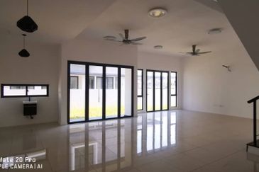 Serenia Aqila @ Serenia City