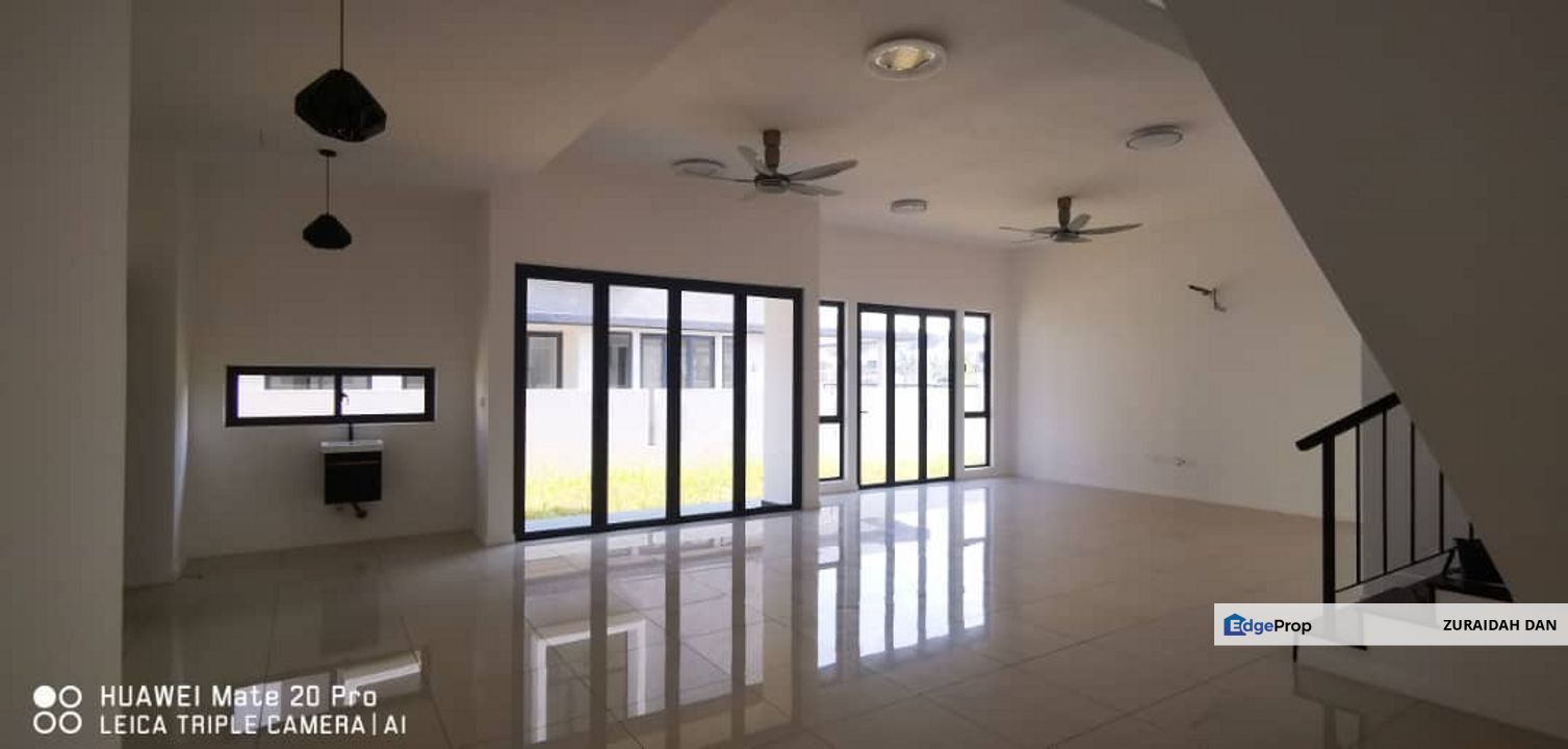 FACING OPEN! BRAND NEW! 2 Storey Semi D Serenia Aqila @ Serenia City, Sepang, Selangor, Sepang