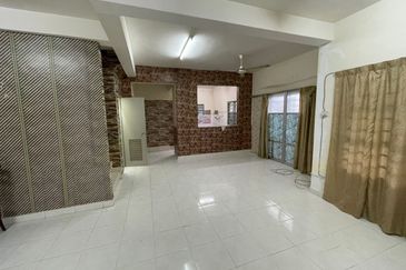 Taman Tasik Semenyih (Lake Residence)