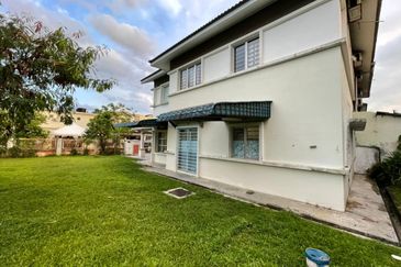 Taman Tasik Semenyih (Lake Residence)