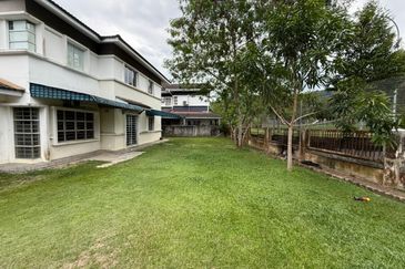 Taman Tasik Semenyih (Lake Residence)