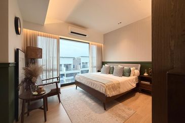 SPECIAL PRICE! NEW PHASE! Upper Unit Townvilla @ Semenyih