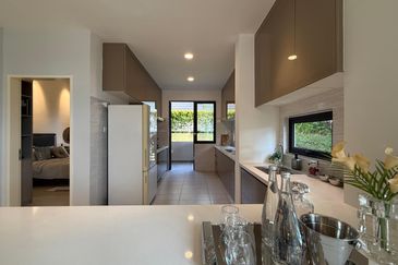 FREE SPA & LOAN LEGAL FEE! 4R4B! Fully Extended 2 Storey Terrace @ Semenyih