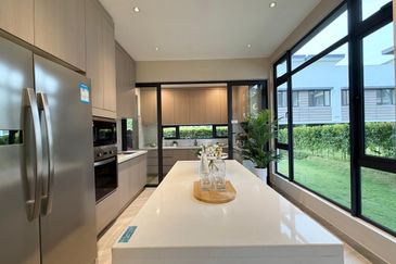 LIMITED UNIT! SPECIAL PACKAGE! 2 Storey Premium Bungalow @ Semenyih