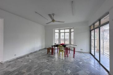 Taman Tasik Semenyih (Lake Residence)