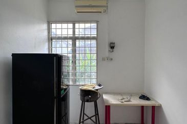 Taman Tasik Semenyih (Lake Residence)