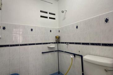 Taman Tasik Semenyih (Lake Residence)