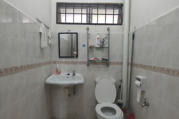 Taman Tasik Semenyih (Lake Residence)