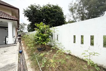 Taman Tasik Semenyih (Lake Residence)