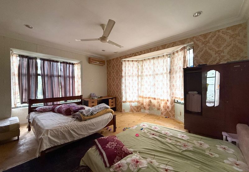 Taman Tasik Semenyih (Lake Residence)