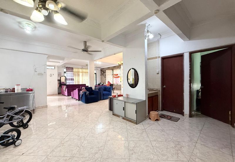 Taman Tasik Semenyih (Lake Residence)