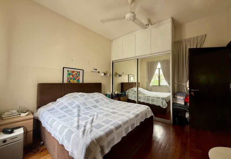 Changkat Kiara Surya