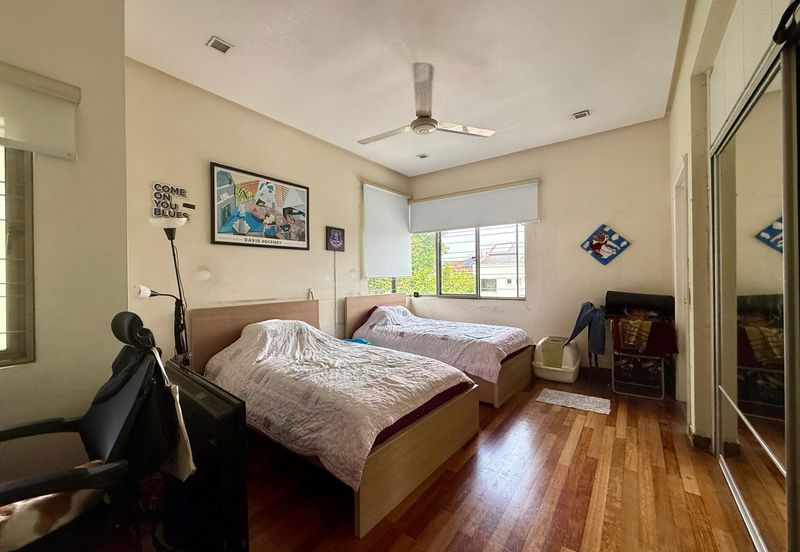 Changkat Kiara Surya