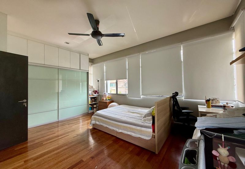 Changkat Kiara Surya