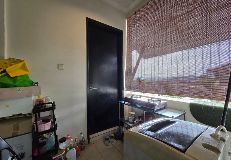 Avenue 2, Lake Valley