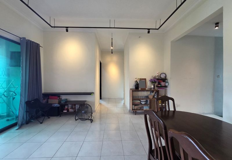 Avenue 2, Lake Valley