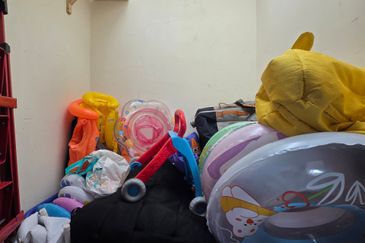 Avenue 2, Lake Valley