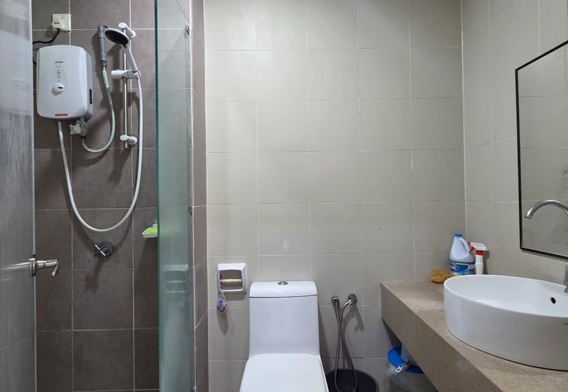 Avenue 2, Lake Valley