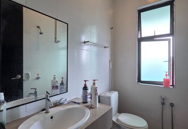 Avenue 2, Lake Valley