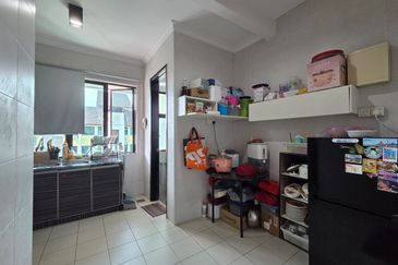 Avenue 2, Lake Valley